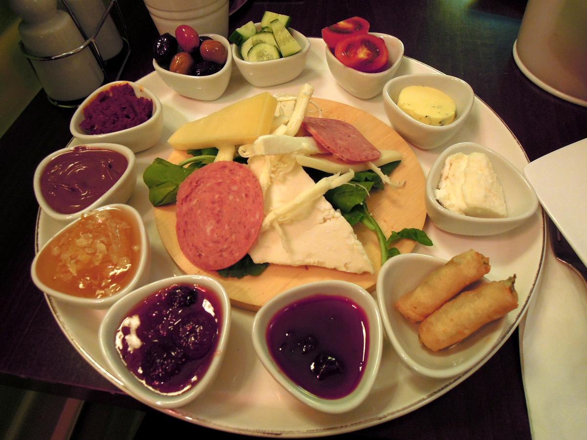 Hotel Mkudro 库塔伊西 外观 照片